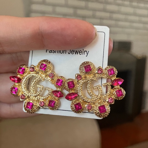 Pink and gold gg fashion earrings - Picture 3 of 5